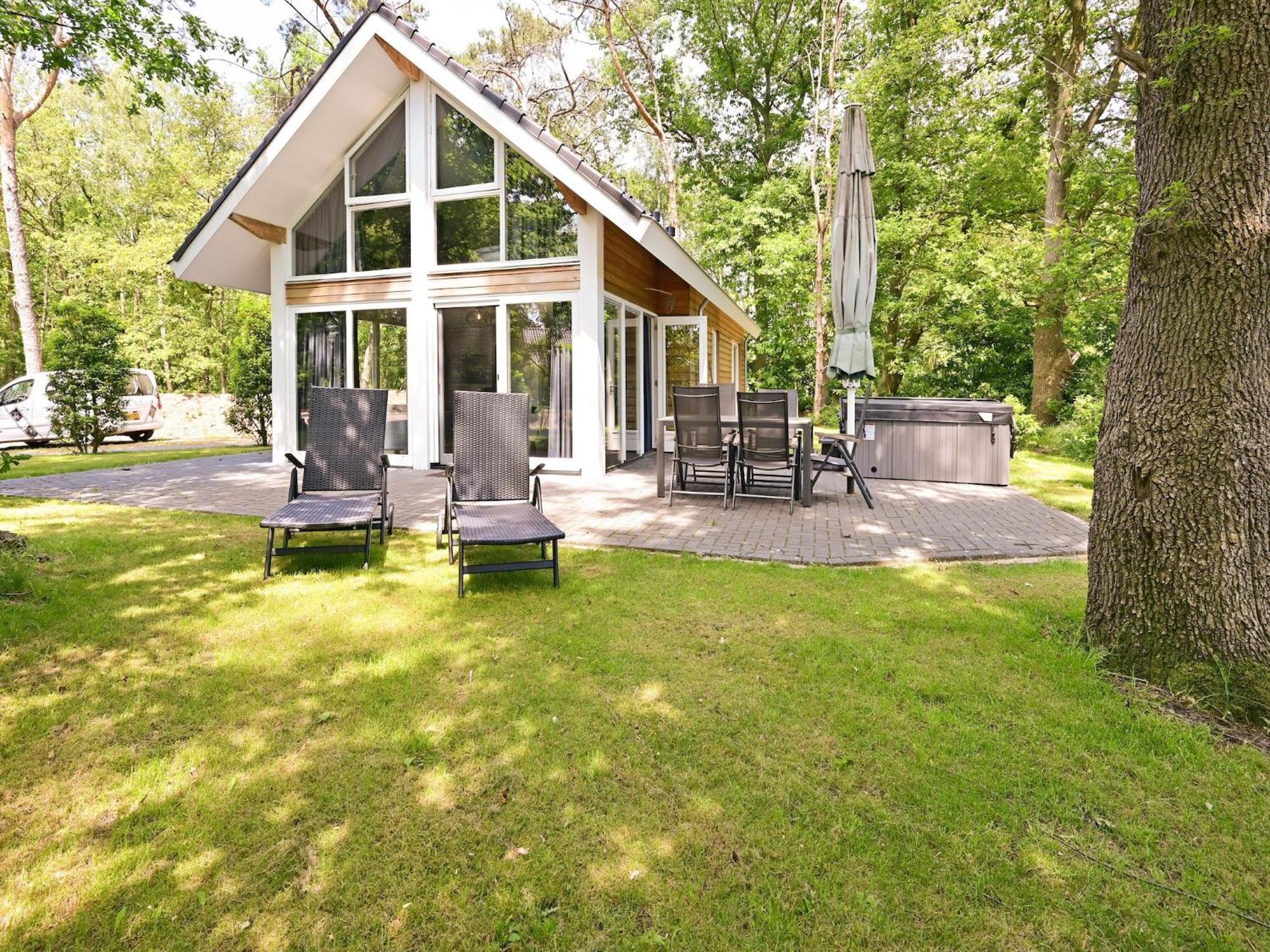 Chalet With Gorgeous View Of The Natural Surroundings Weerselo Exterior foto